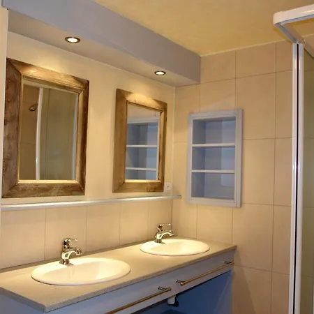 Feriehus Tournesol En Pleine Nature Pour 6 Personnes Vireux-Wallerand